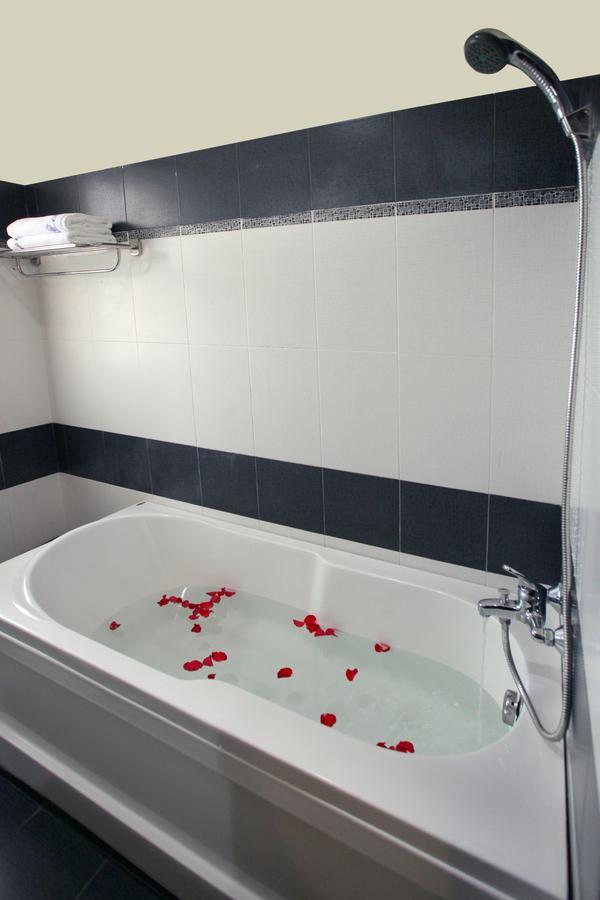 Anh Hang - Moonlight Hotel Nha Trang Bagian luar foto